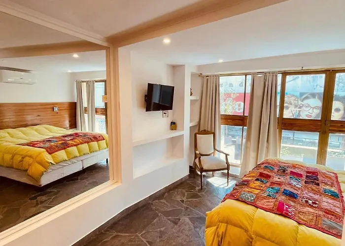 Peatonal Suites Parana